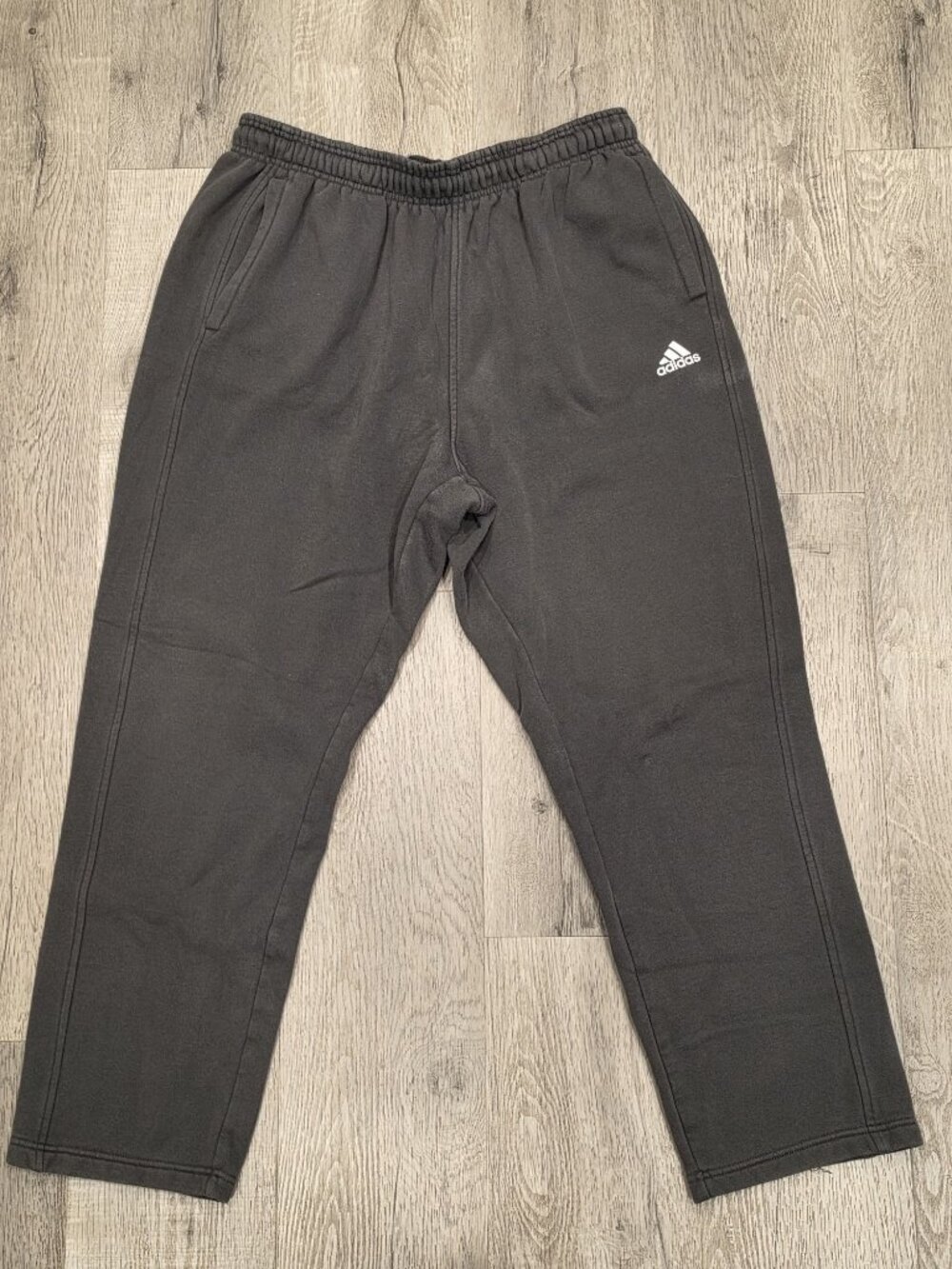 Adidas Mens XL Black black Fleece Sweatpants With Elastic Waistband & Side Pocke